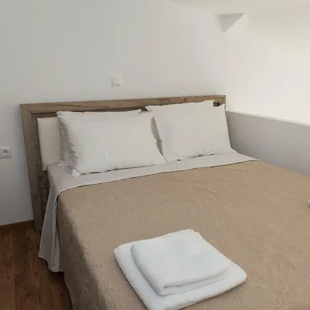 Apartment Plateia View-2min From