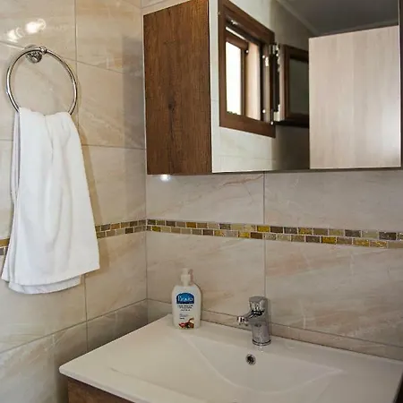 Apartment Plateia View-2min From