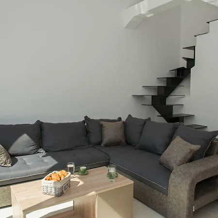 Plateia View-2min From Apartment *